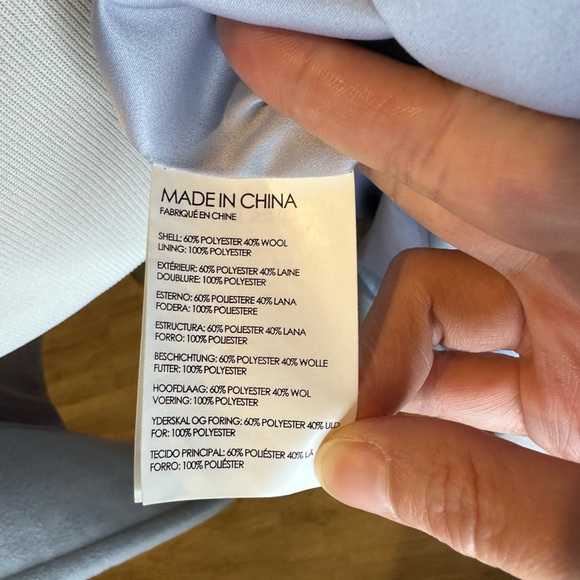 Like new! Club Monaco wool coat light blue ruffle sleeves size xs - Picture 9 of 9